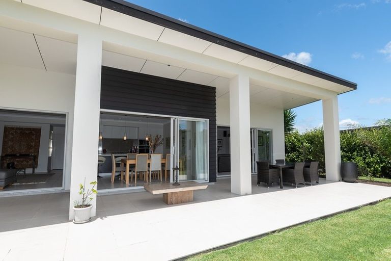 Photo of property in 8 Skippers Close, Haruru, 0204