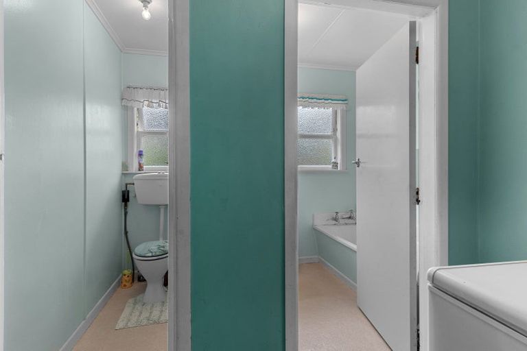 Photo of property in 141 Kellys Bay Road, Pouto, Te Kopuru, 0391