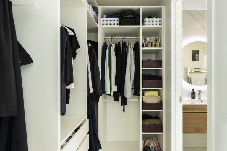 Photo of property in 199a Gill Street, Strandon, New Plymouth, 4312