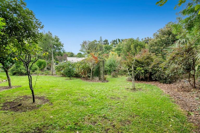 Photo of property in 1688 South Head Road, South Head, Helensville, 0874