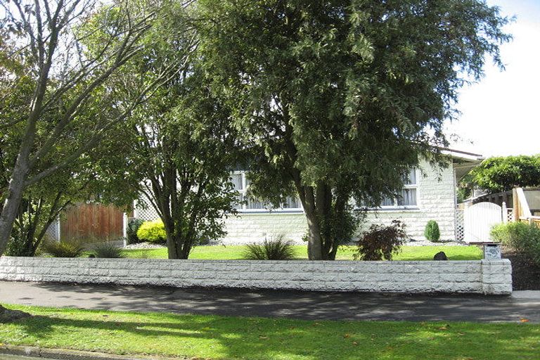 Photo of property in 62 Carruthers Street, Ilam, Christchurch, 8041