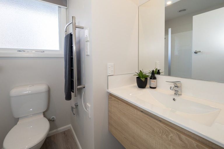 Photo of property in 62a Oxford Street, Tawa, Wellington, 5028