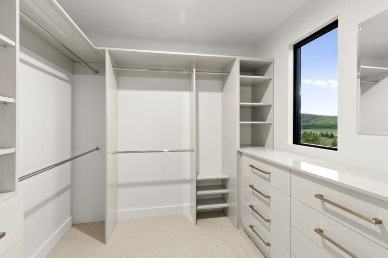 Photo of property in 98 Jacks Point Rise, Jacks Point, Queenstown, 9371