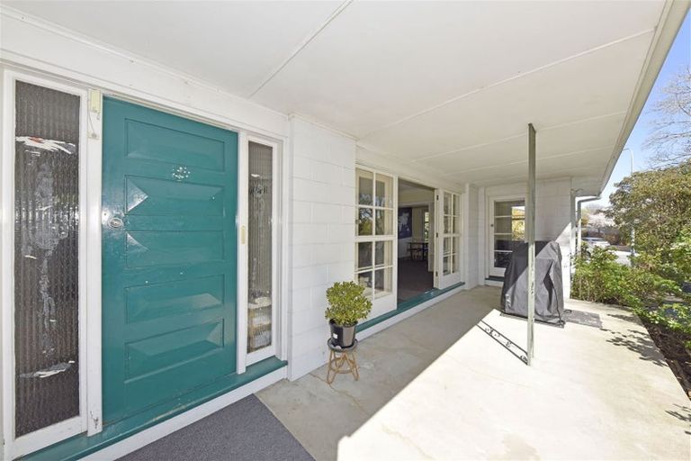 Photo of property in 10 Guinness Crescent, Ilam, Christchurch, 8041