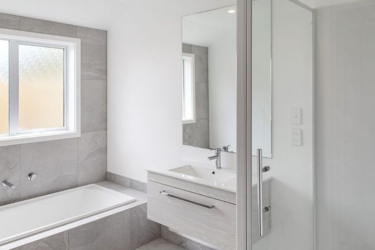 Photo of property in 29 Freedom Drive, Kelvin Grove, Palmerston North, 4414