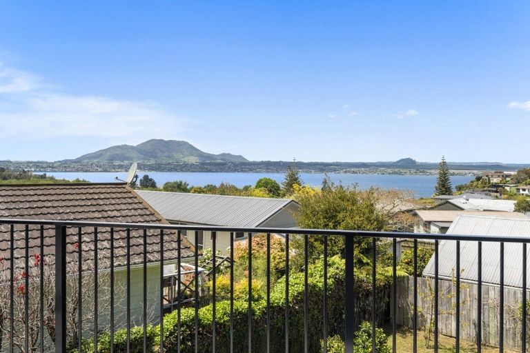 Photo of property in 7 Silich Street, Acacia Bay, Taupo, 3330