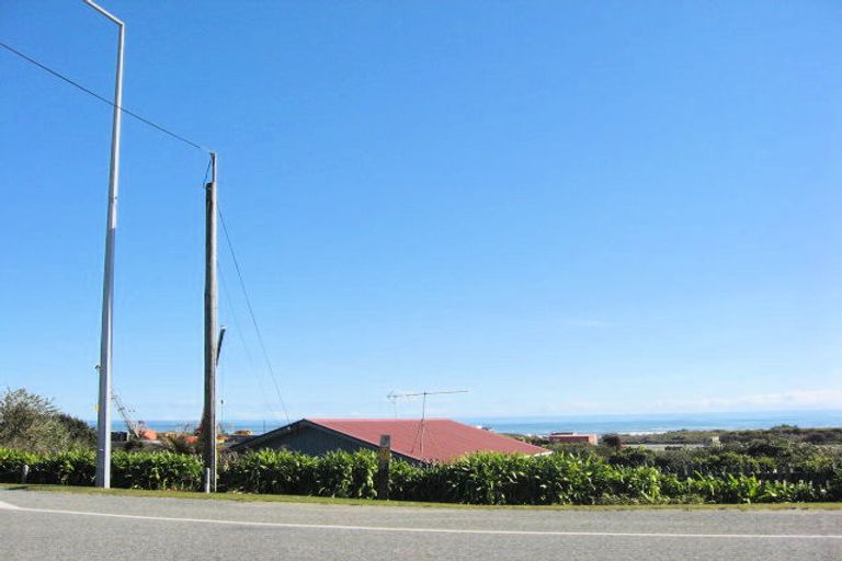 Photo of property in 178 Main South Road, Karoro, Greymouth, 7805