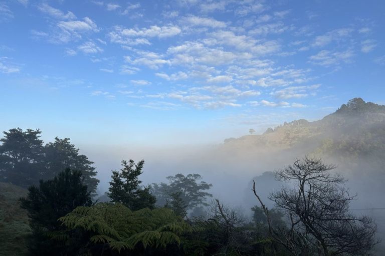 Photo of property in 24 Noakes Hill Road, Puhoi, Silverdale, 0994