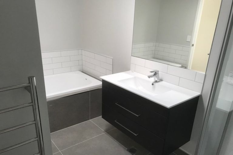 Photo of property in 120 Matua Road, Huapai, Kumeu, 0810