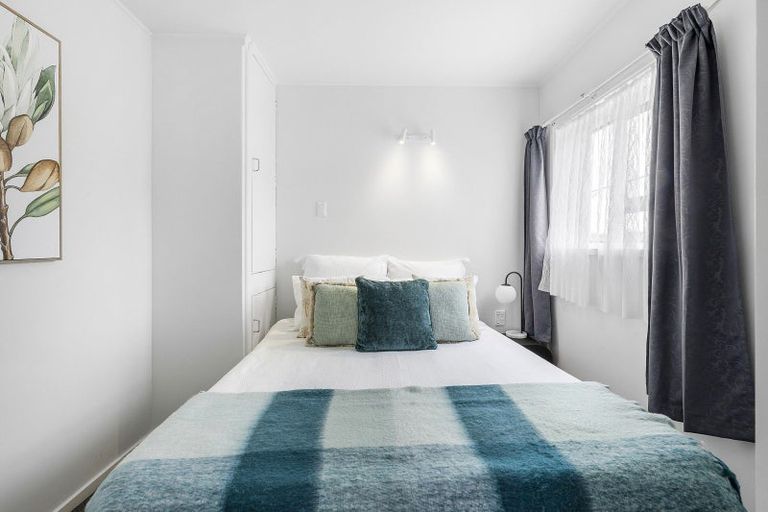 Photo of property in 3/52 Russell Terrace, Berhampore, Wellington, 6023