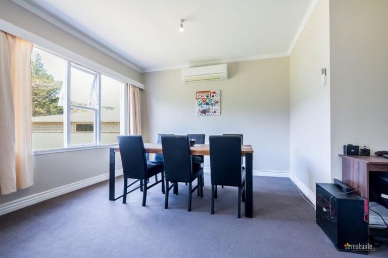 Photo of property in 123 Upper Fitzherbert Road, Wainuiomata, 5373