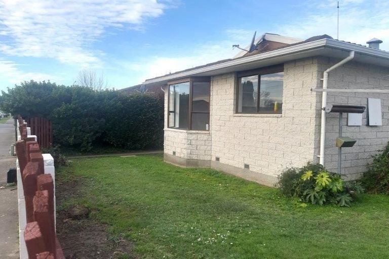Photo of property in 1/162 Highsted Road, Casebrook, Christchurch, 8051