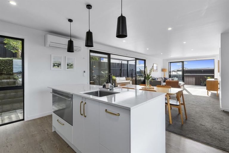 Photo of property in 23a Milton Road, Otumoetai, Tauranga, 3110