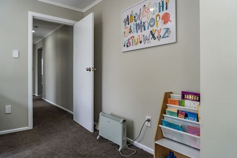 Photo of property in 94 Nicholson Road, Khandallah, Wellington, 6035