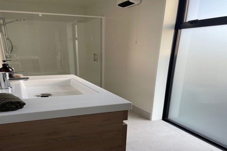 Photo of property in 3/96 Barbour Street, Waltham, Christchurch, 8011
