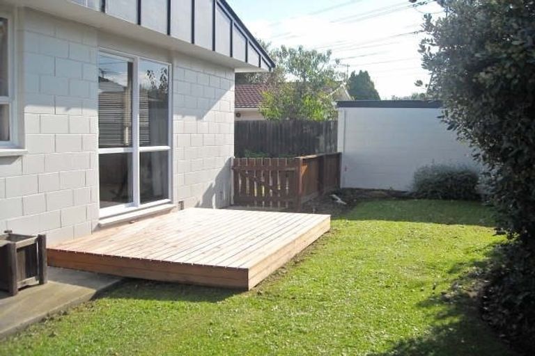 Photo of property in 1/34 Ambleside Drive, Burnside, Christchurch, 8053