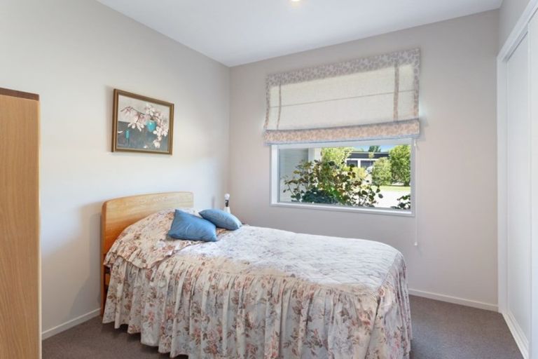 Photo of property in 11 Riverside Way, Amberley, 7410