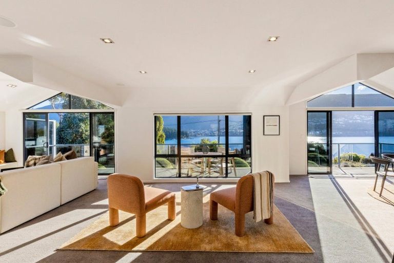Photo of property in 660 Peninsula Road, Kelvin Heights, Queenstown, 9300