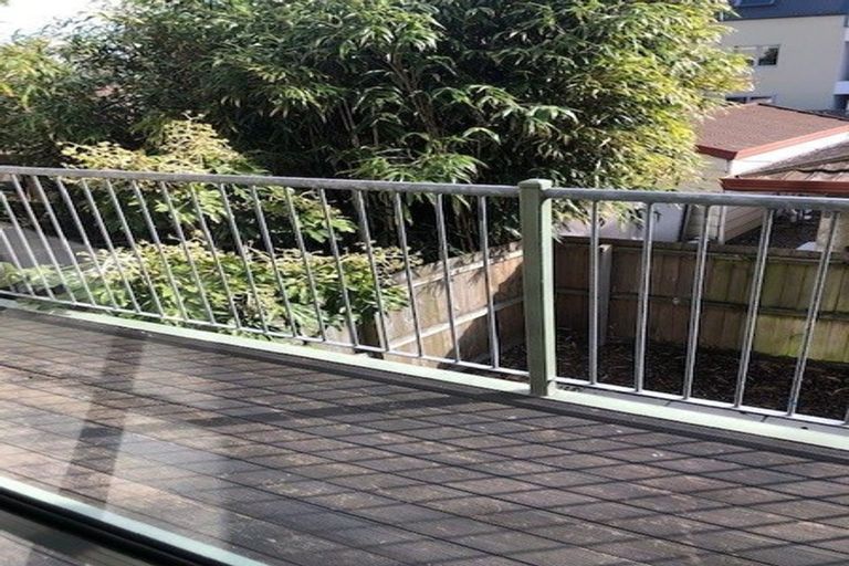 Photo of property in 2/292 Bealey Avenue, Christchurch Central, Christchurch, 8013