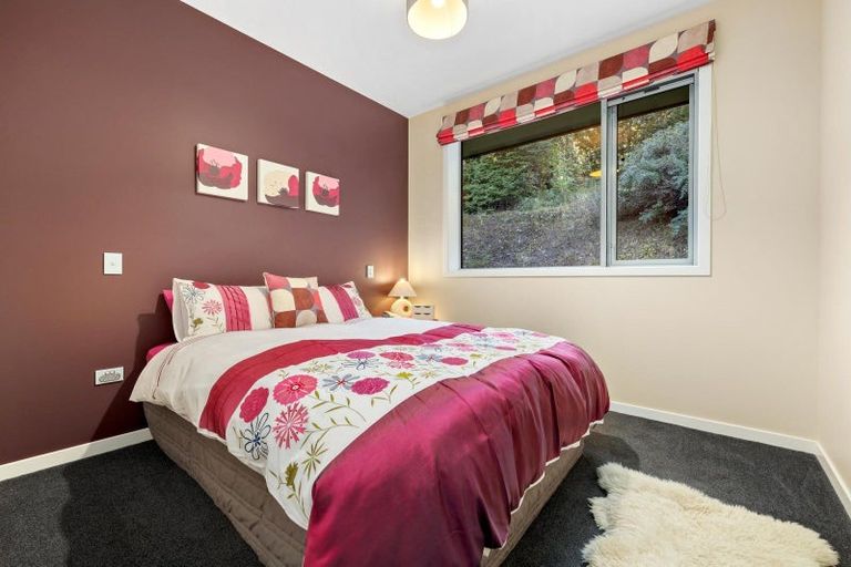 Photo of property in 7 Tall Tree Lane, Mount Creighton, Queenstown, 9371