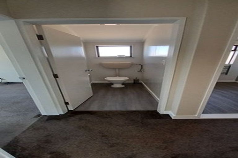 Photo of property in 4 Earn Place, Southgate, Wellington, 6023