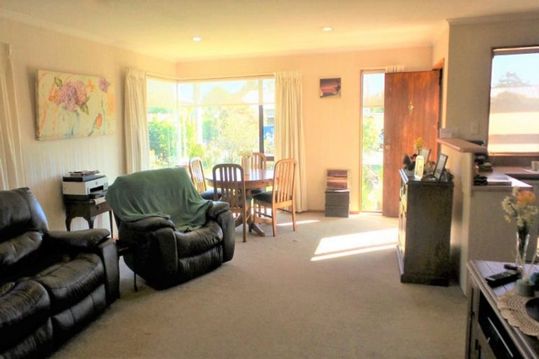 Photo of property in 29 Saint Leonards Road, Temuka, 7920