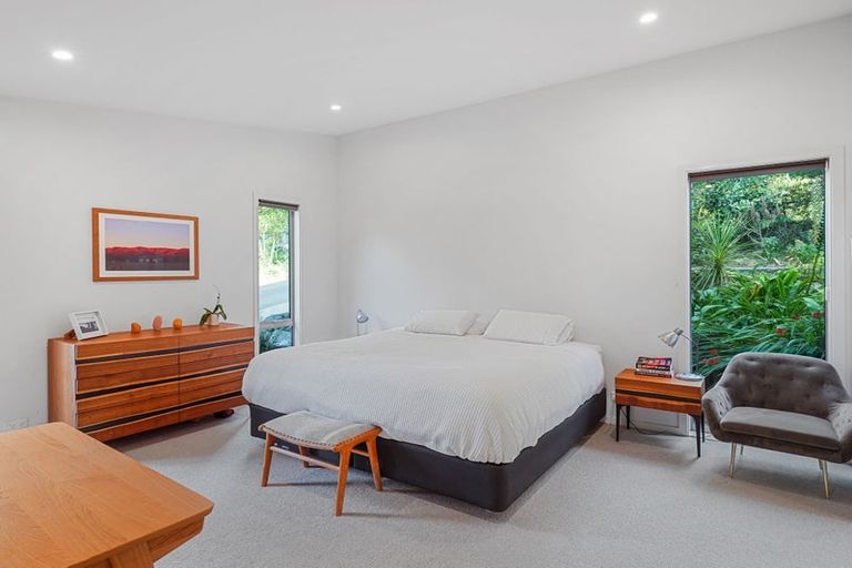 Photo of property in 104 Panorama Road, Clifton, Christchurch, 8081