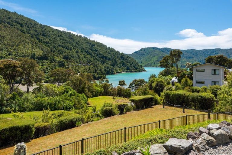 Photo of property in 7 Soucis Lane, Okiwi Bay, French Pass, 7193
