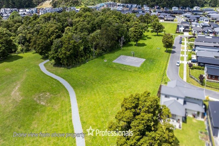 Photo of property in 15 Gilruth Road, Wallaceville, Upper Hutt, 5018