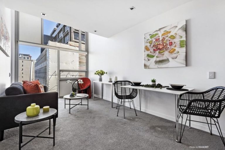 Photo of property in Monument Apartments, 3b/245 Wakefield Street, Te Aro, Wellington, 6011