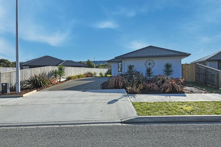 Photo of property in 7 Barham Place, Stoke, Nelson, 7011