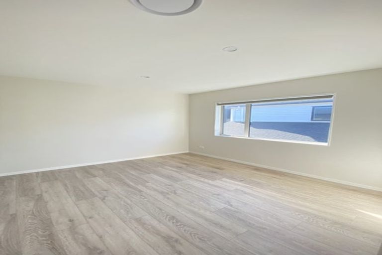 Photo of property in 7 Myland Drive, Hobsonville, Auckland, 0616