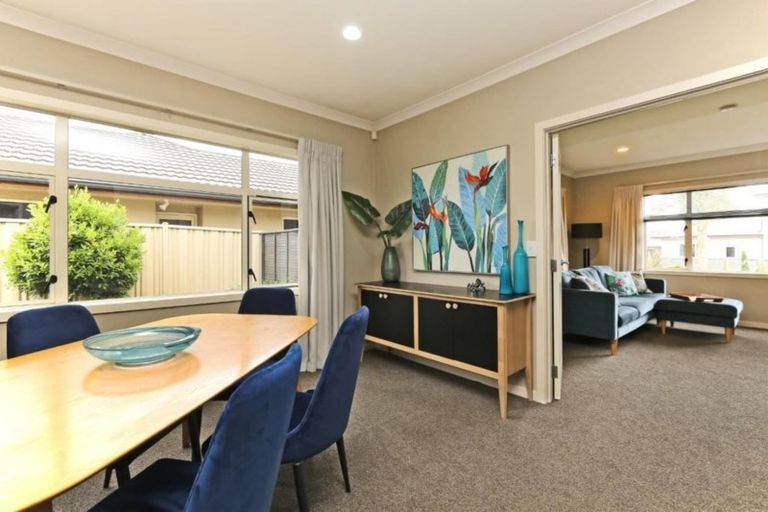 Photo of property in 16 Russell Robertson Drive, Havelock North, 4130