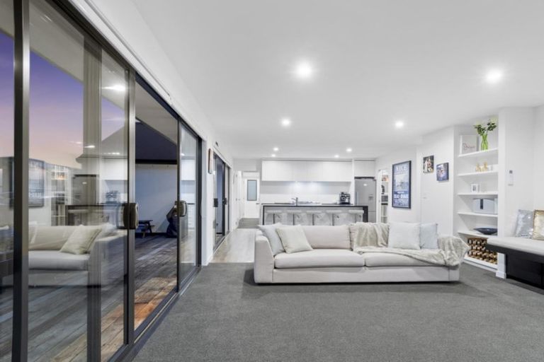 Photo of property in 11 Farrier Street, Papamoa, 3118