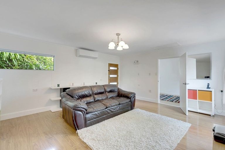 Photo of property in 84 Rawhiti Road, Pukerua Bay, 5026