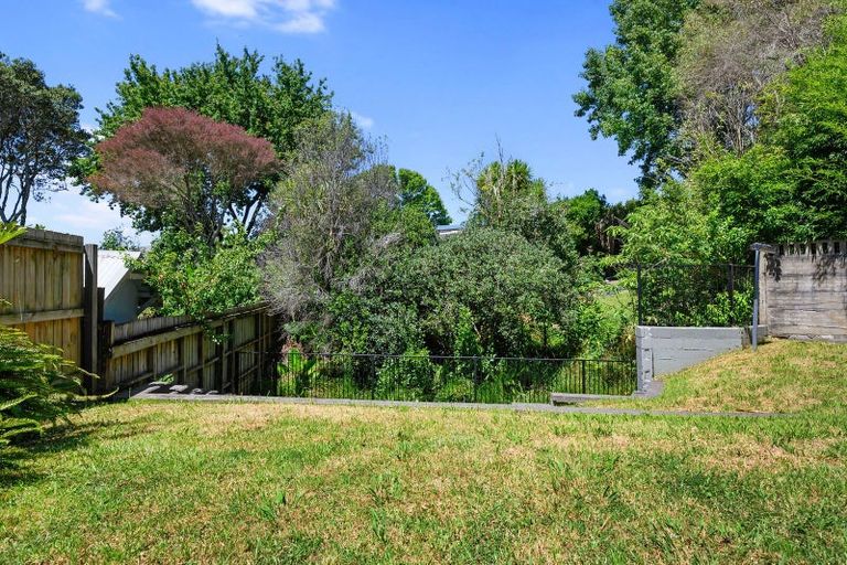 Photo of property in 2/45 Mcdowell Crescent, Hillcrest, Auckland, 0627