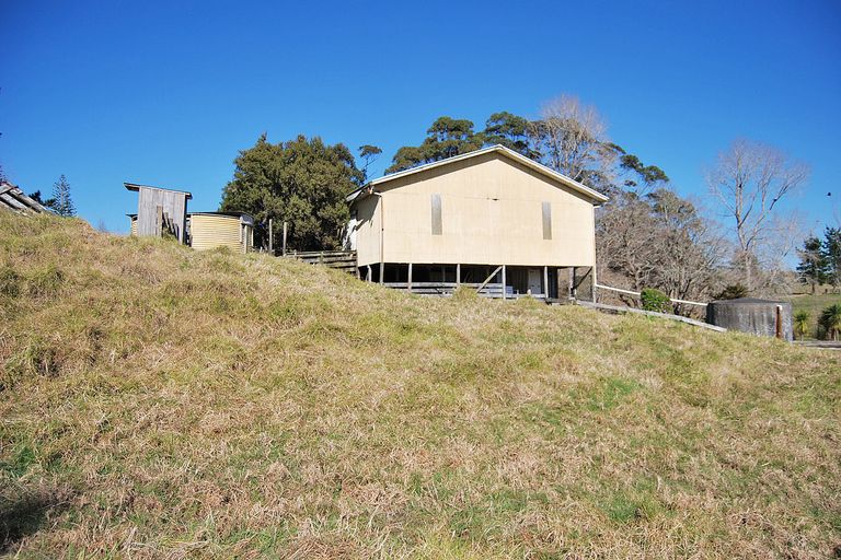 Photo of property in 1216 Oneriri Road, Kaiwaka, 0573