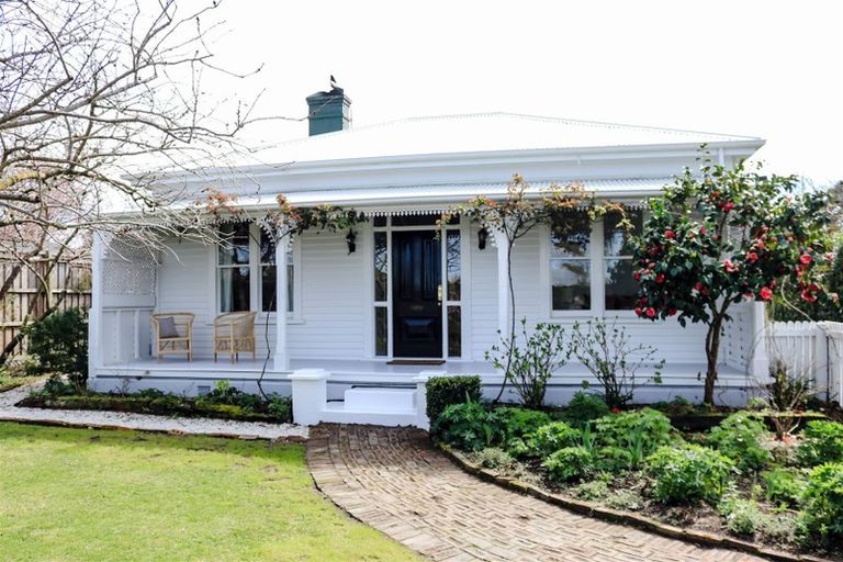 Photo of property in 16 Seddon Street, Rangiora, 7400