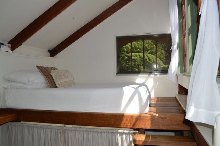 Photo of property in 121 Waihirere Drive, Tuateawa, Coromandel, 3583