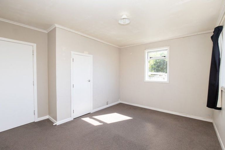 Photo of property in 14 Ponui Avenue, Kerepehi, Paeroa, 3671