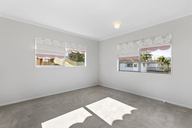 Photo of property in 45a Sycamore Drive, Sunnynook, Auckland, 0620
