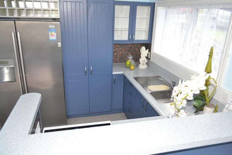 Photo of property in 1/188 Clovelly Road, Bucklands Beach, Auckland, 2012