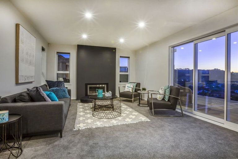 Photo of property in 156 Navigation Drive, Whitby, Porirua, 5024