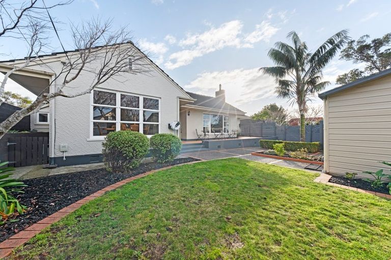 Photo of property in 124 Carrington Street, Lower Vogeltown, New Plymouth, 4310