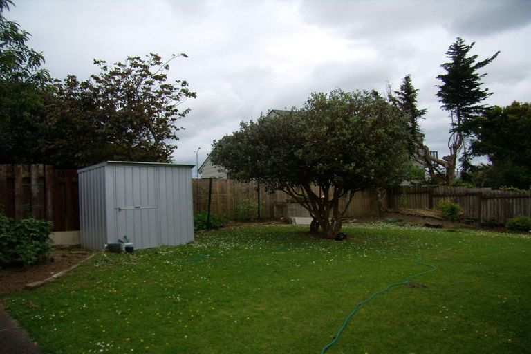 Photo of property in 20 Portadown Avenue, Pakuranga Heights, Auckland, 2010
