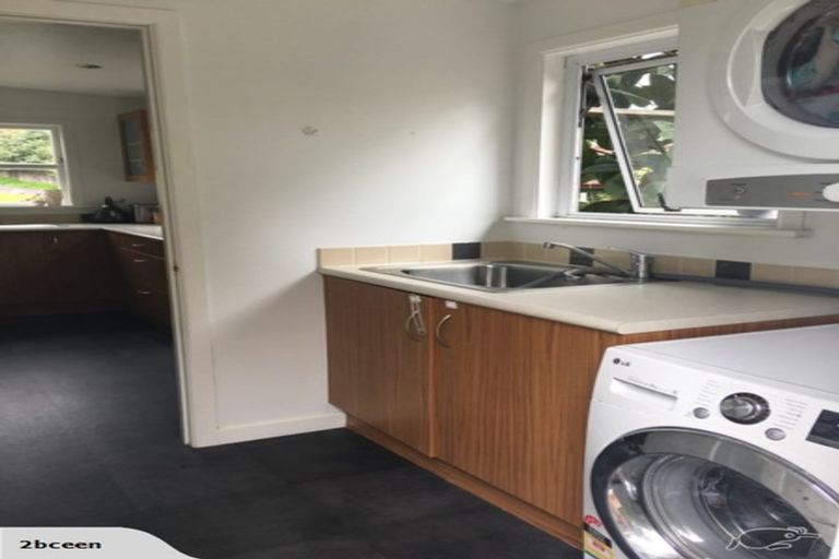 Photo of property in 960 Beach Road, Torbay, Auckland, 0630