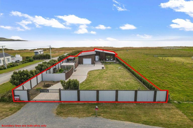 Photo of property in 1 Surrey Street, Orepuki, Riverton, 9881