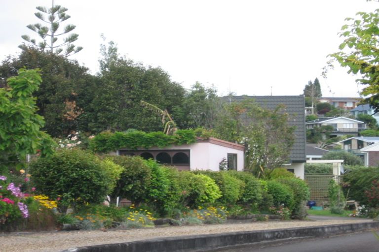 Photo of property in 11 Walnut Grove, Omokoroa, 3114