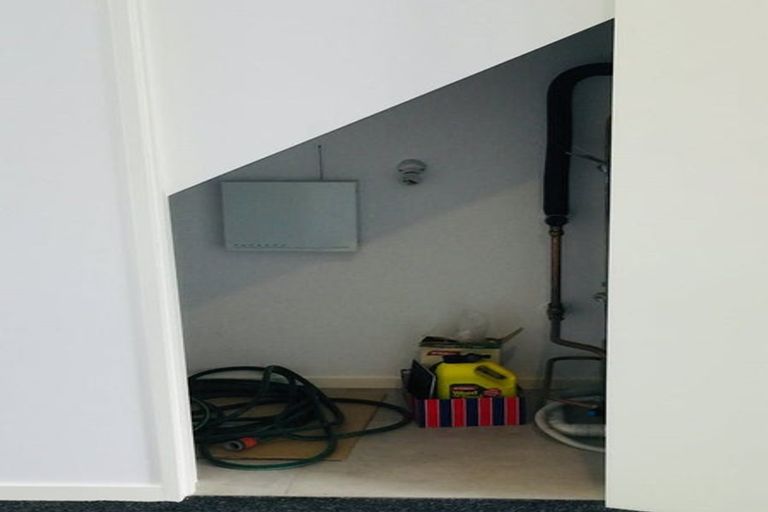 Photo of property in 31 Forbes Mccammon Drive, Swanson, Auckland, 0614