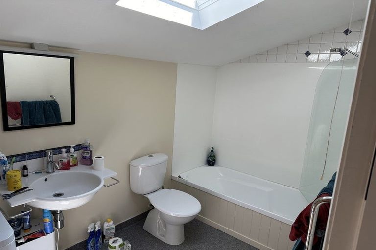 Photo of property in 89 Pirie Street, Mount Victoria, Wellington, 6011